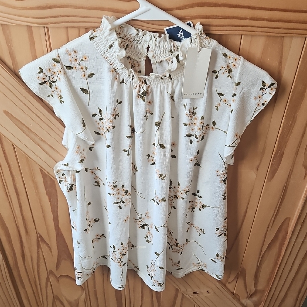 White Floral Women's Top NWT Size L